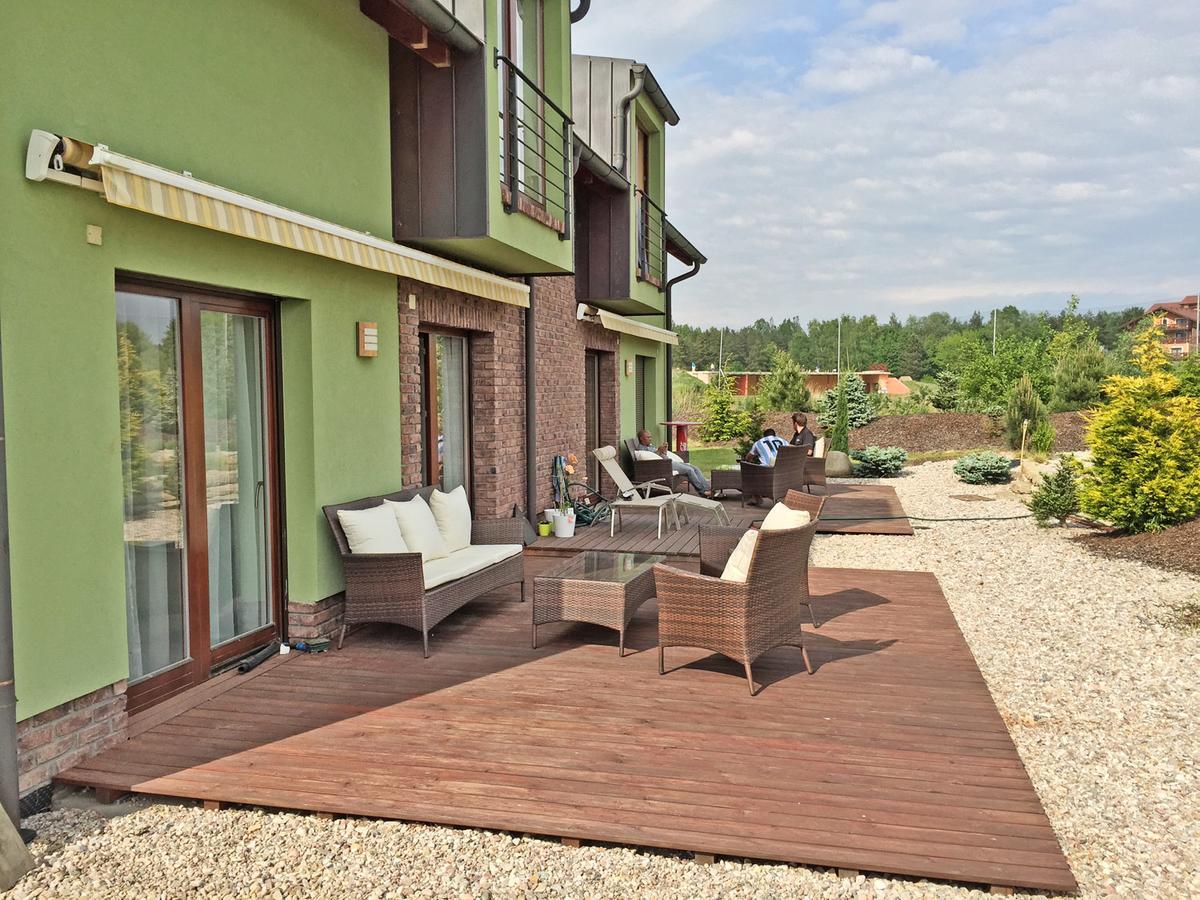 Lake View Apartments Near Golf Resort Kuneticka Hora, Dritec パルドゥビツェ エクステリア 写真